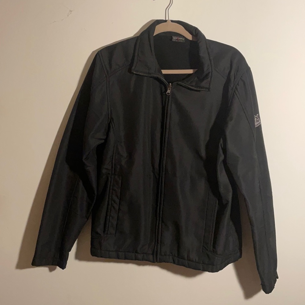 Men's light winter jacket (size small)